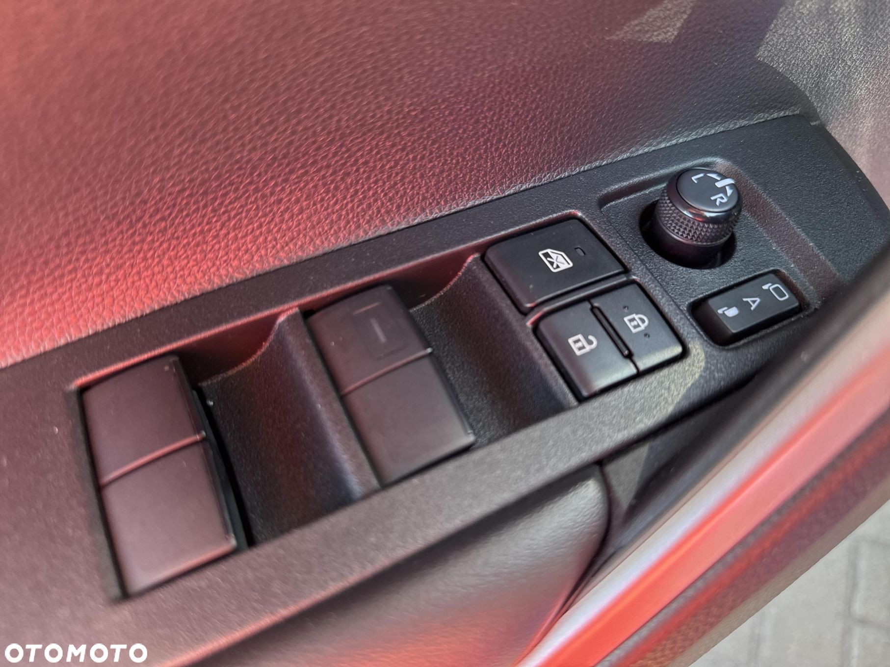 Toyota Corolla Cross 2.0 Hybrid Comfort - 22