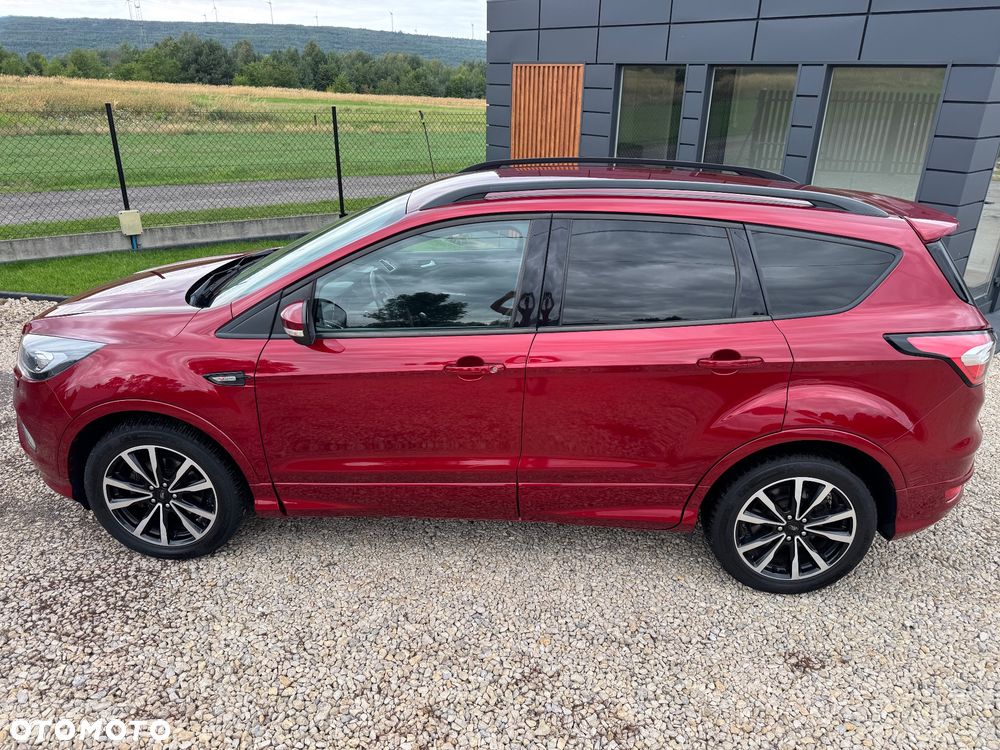 Ford Kuga 1.5 EcoBoost 2x4 ST-Line - 17