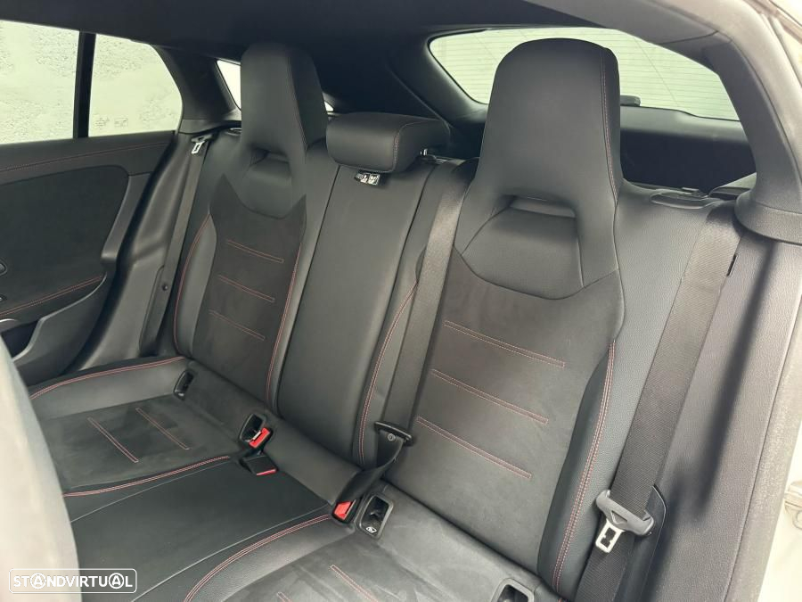 Mercedes-Benz CLA 250 e Shooting Brake AMG Line - 45