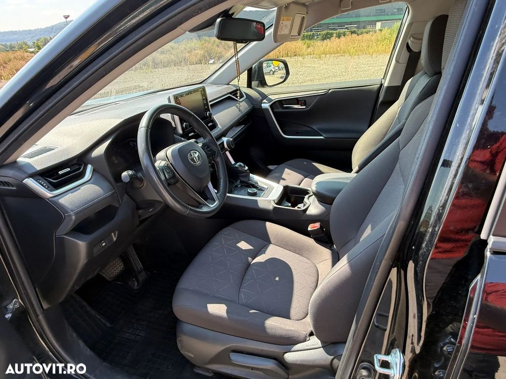 Toyota RAV4 - 3