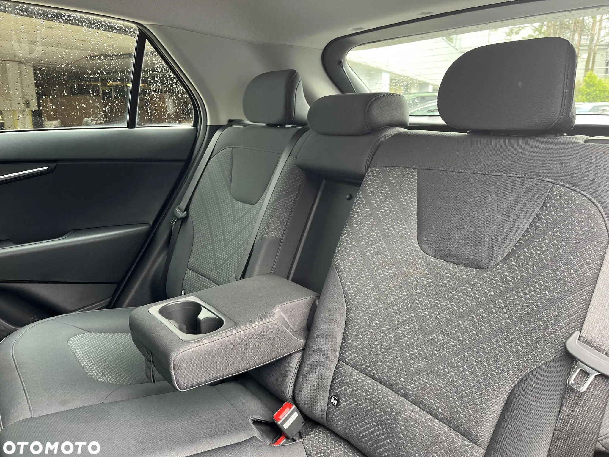 Kia Niro 1.6 GDI Plug-In Hybrid M - 16