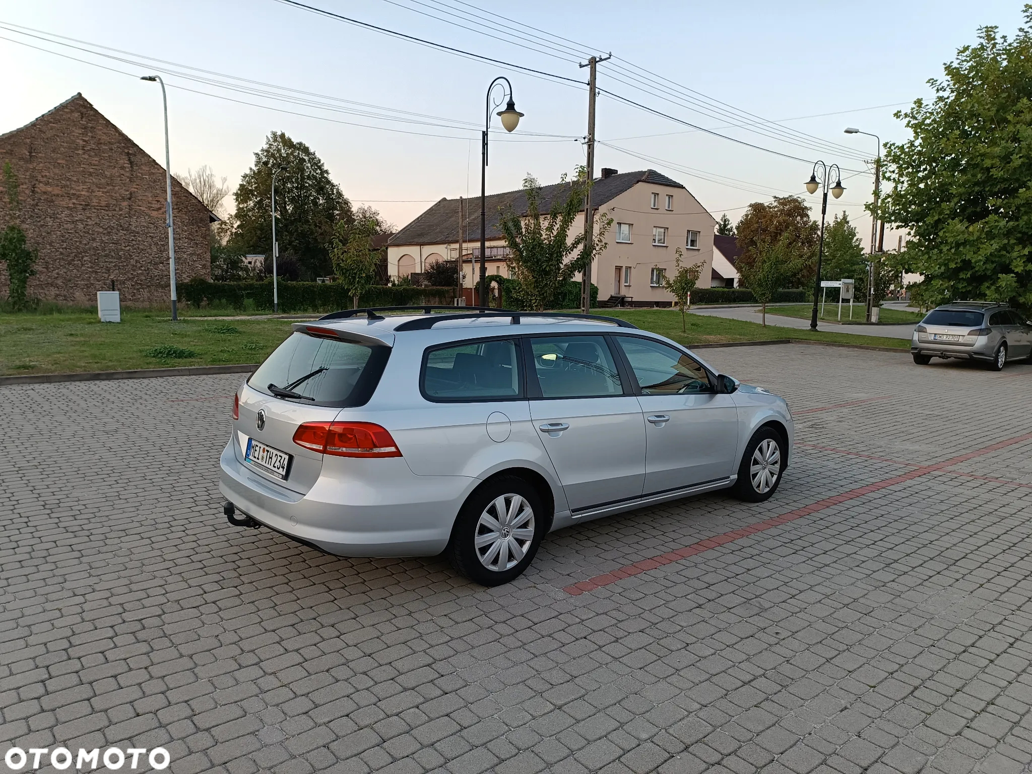 Volkswagen Passat Variant 2.0 Blue TDI SCR Comfortline - 7
