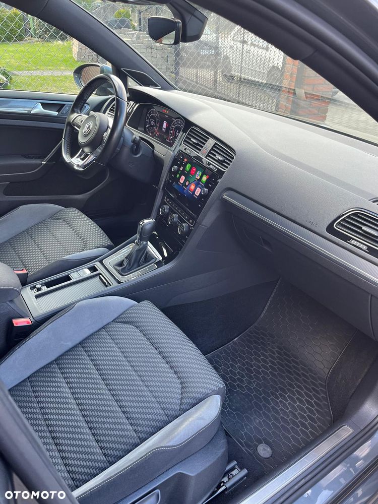 Volkswagen Golf - 12