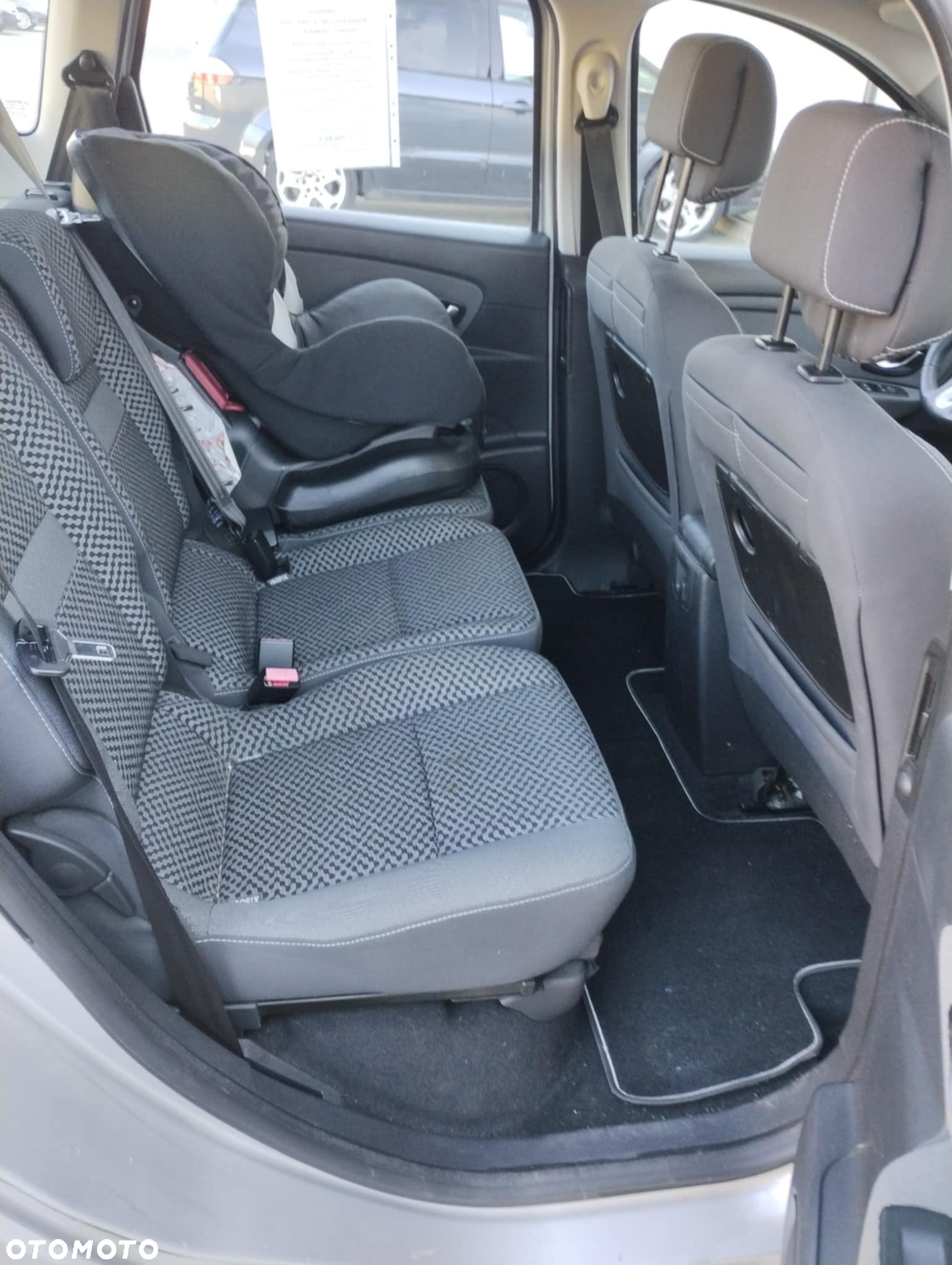 Renault Scenic - 10