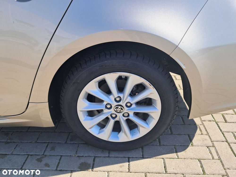 Toyota Corolla - 19