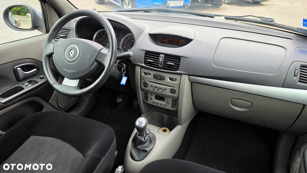 Renault Thalia 1.2 16V All Inclusive - 17