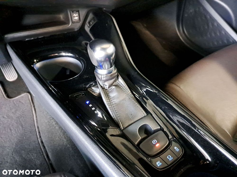 Toyota C-HR 1.8 Hybrid Prestige - 28