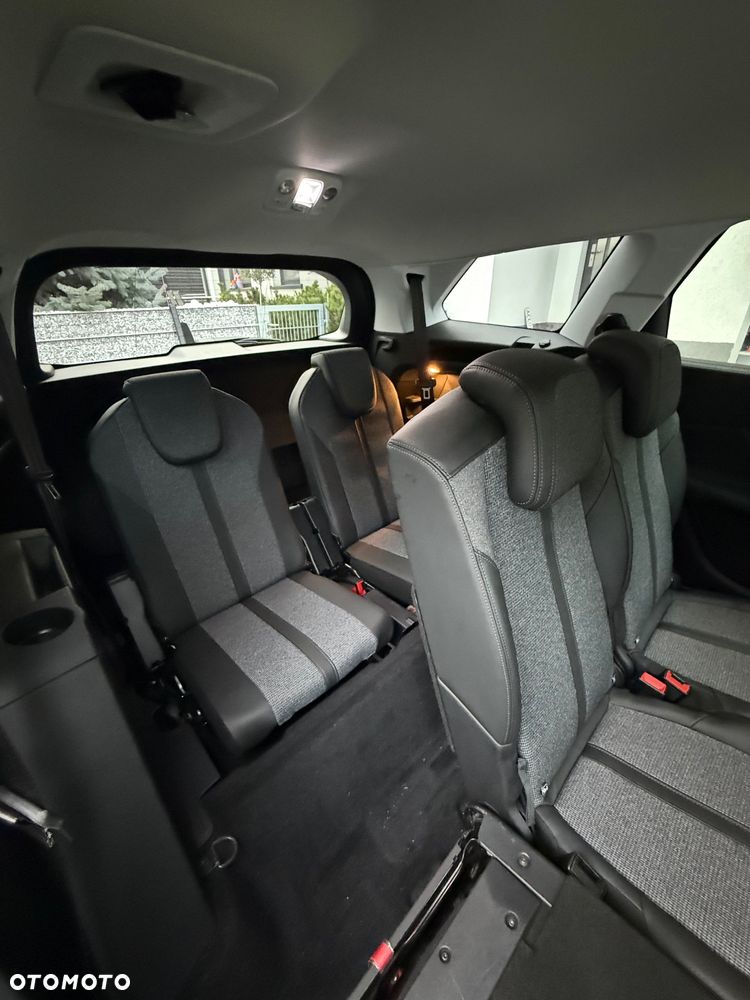 Peugeot 5008 - 27