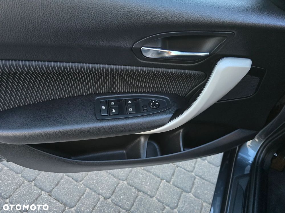 BMW Seria 1 118i Edition M Sport Shadow - 19