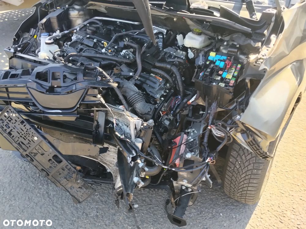 Toyota Yaris - 12