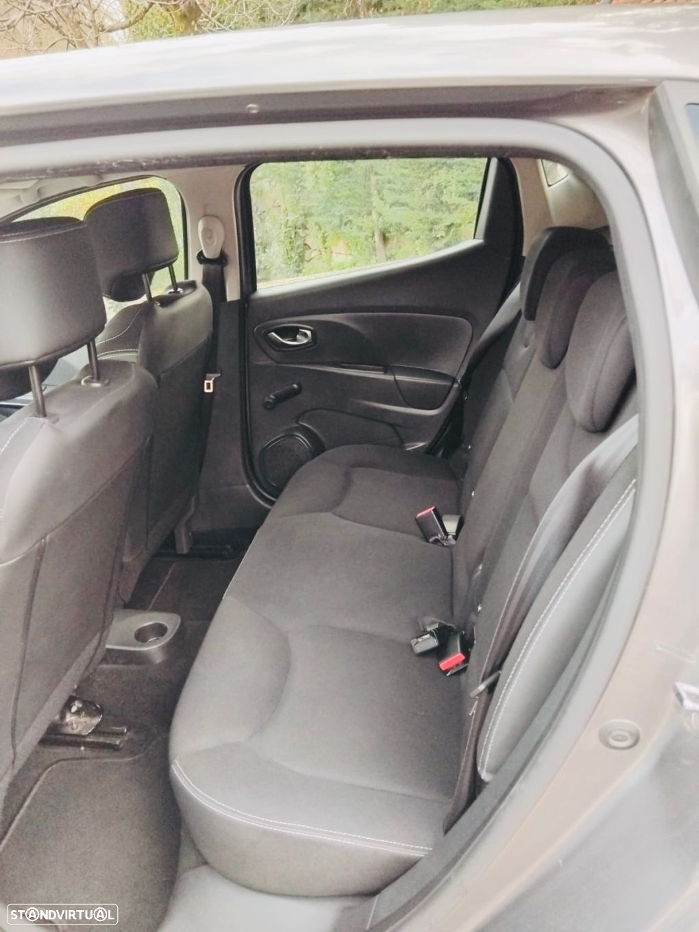 Renault Clio 0.9 TCE Limited - 8