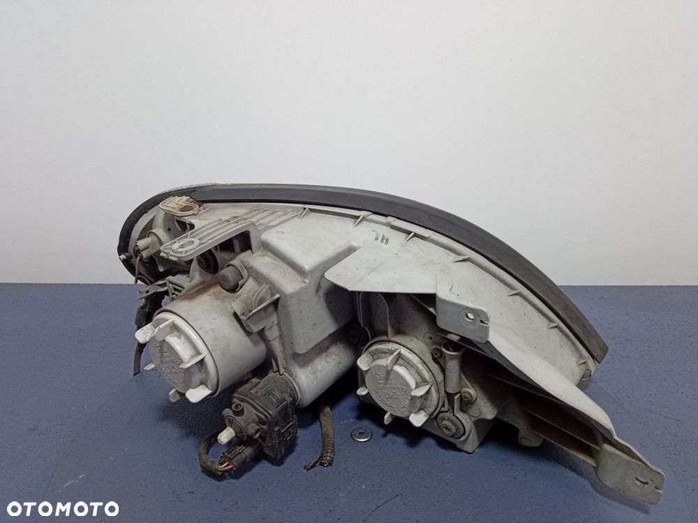 HYUNDAI TERRACAN REFLEKTOR LEWY EU 92101-H1XXX - 2