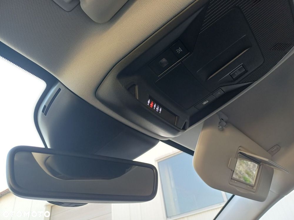 Peugeot 408 1.2 PureTech Allure Pack S&S EAT8 - 31