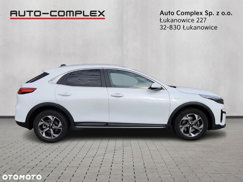 Kia XCeed 1.5 T-GDI M - 6