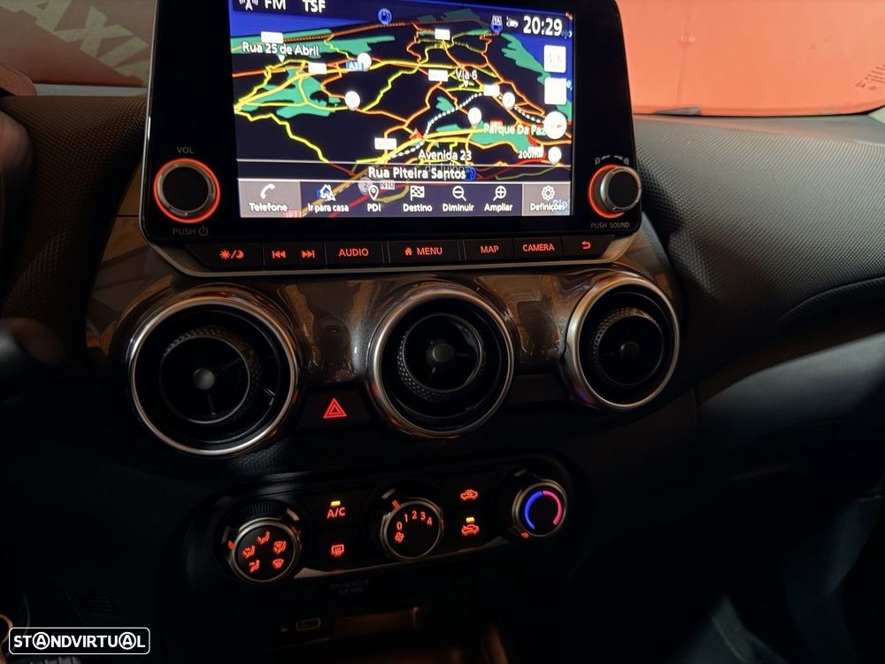 Nissan Juke 1.0 DIG-T N-Connecta NAV. DCT - 10