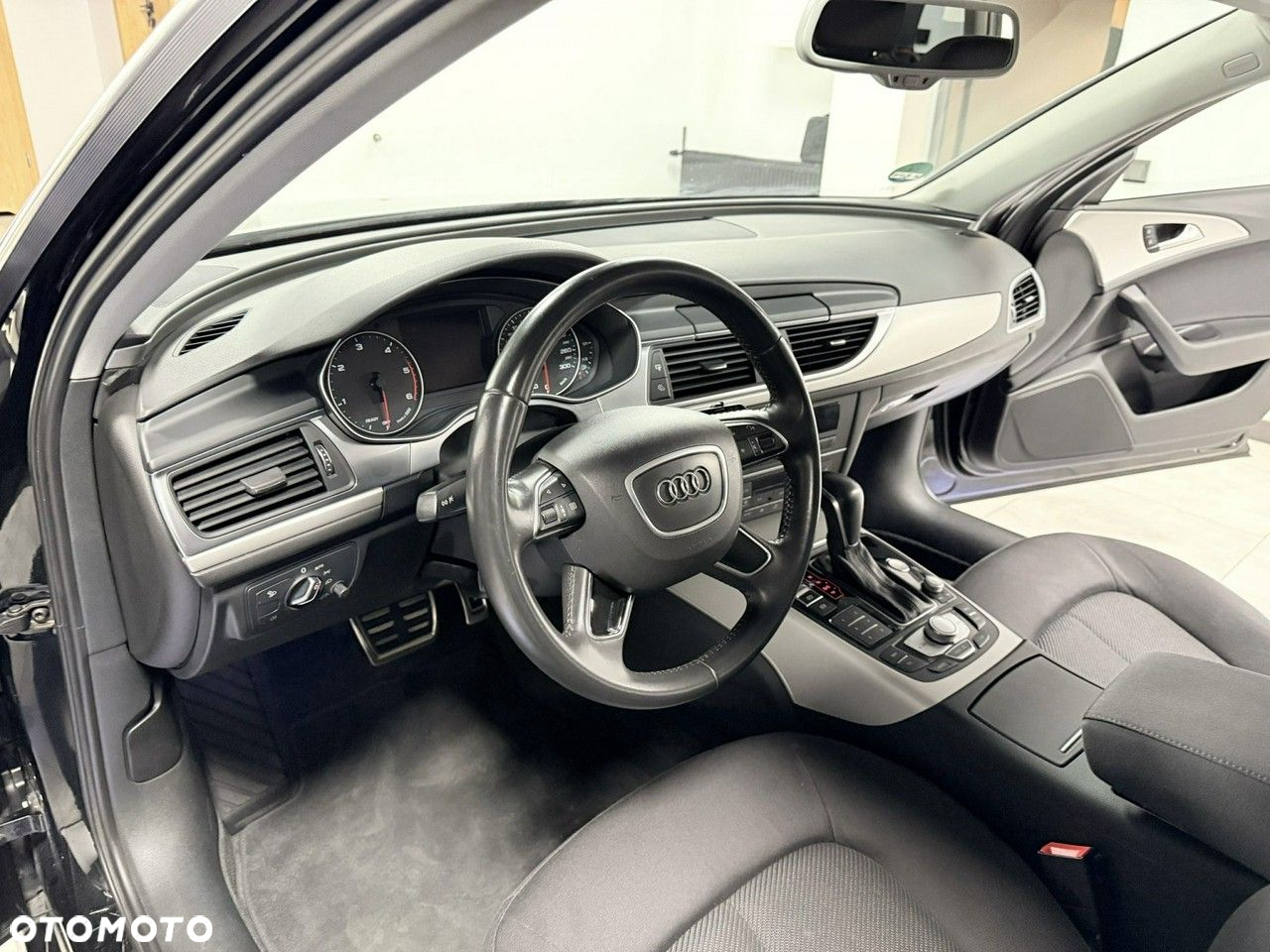 Audi A6 Avant 2.0 TDI Ultra S tronic - 17