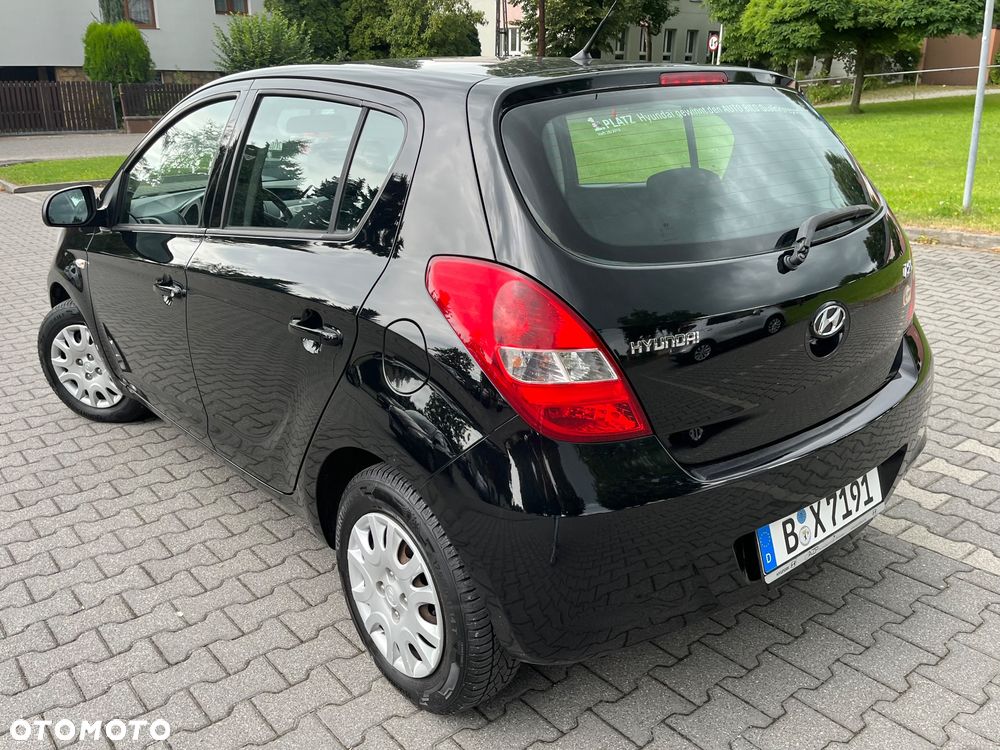 Hyundai i20 1.2 FIFA WM Edition - 3