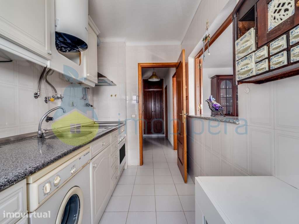 Apartamento T1 perto da Praia - Grande imagem: 3/13