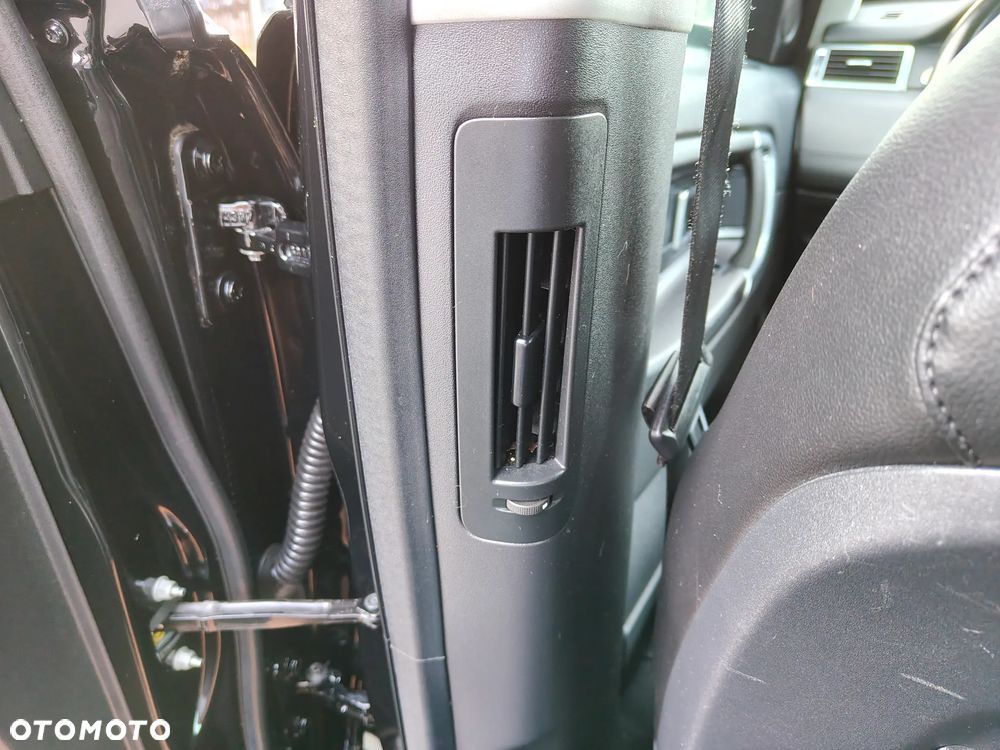 Land Rover Discovery Sport 2.0 Si4 SE - 24