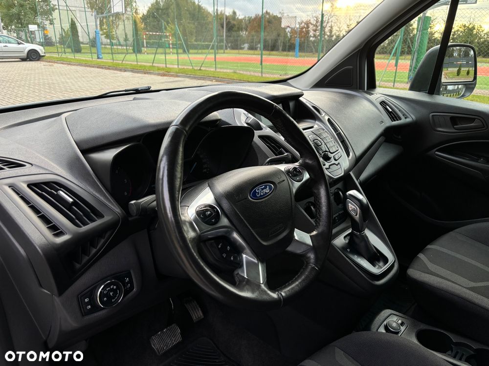 Ford Tourneo Connect Grand - 16