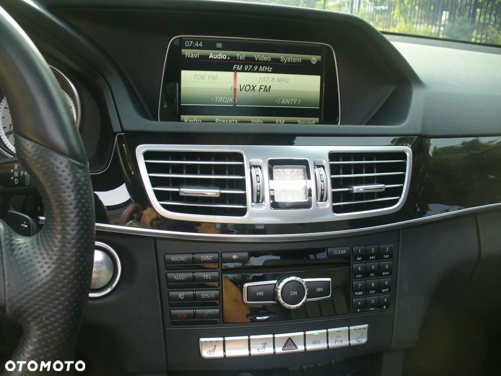 Mercedes-Benz Klasa E 350 BlueEFFICIENCY 7G-TRONIC Avantgarde - 19