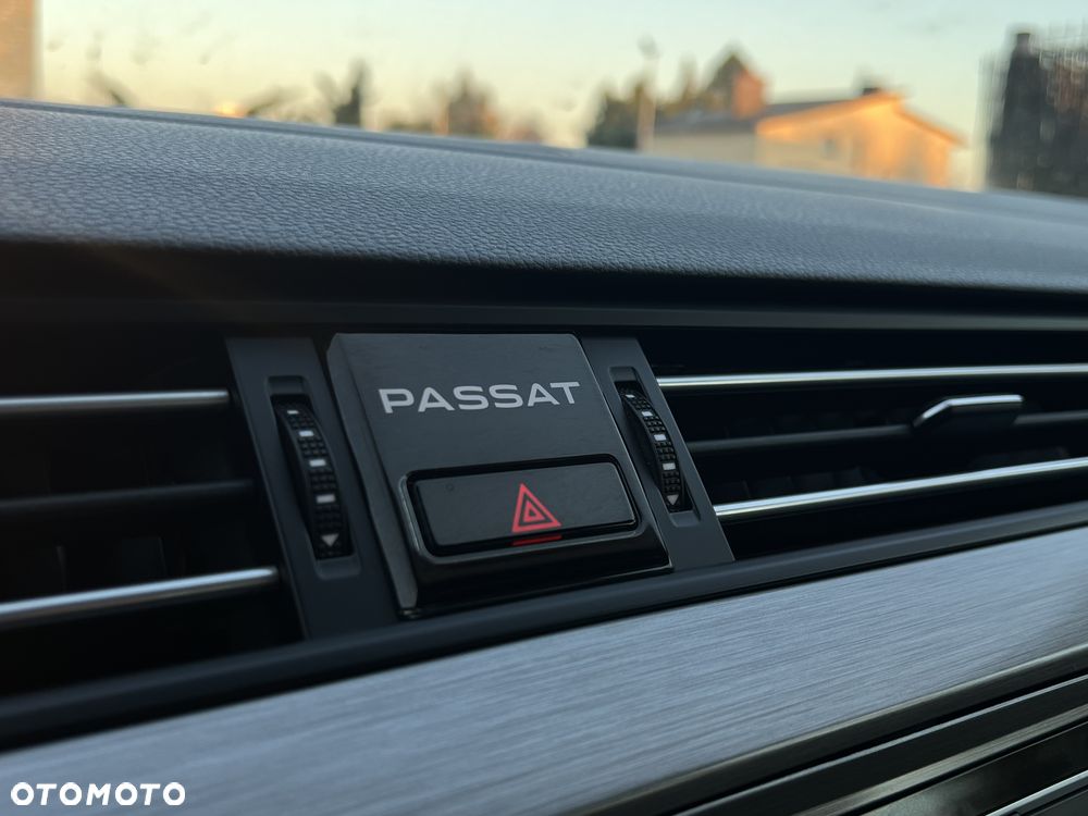 Volkswagen Passat 1.5 TSI EVO Essence - 32