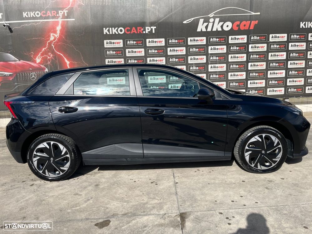 MG MG4 51 kWh Standard - 4