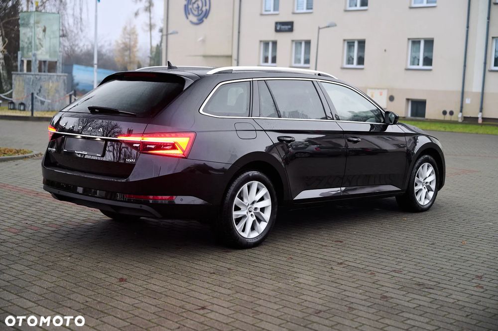 Skoda Superb 2.0 TDI 4x4 Style DSG - 12