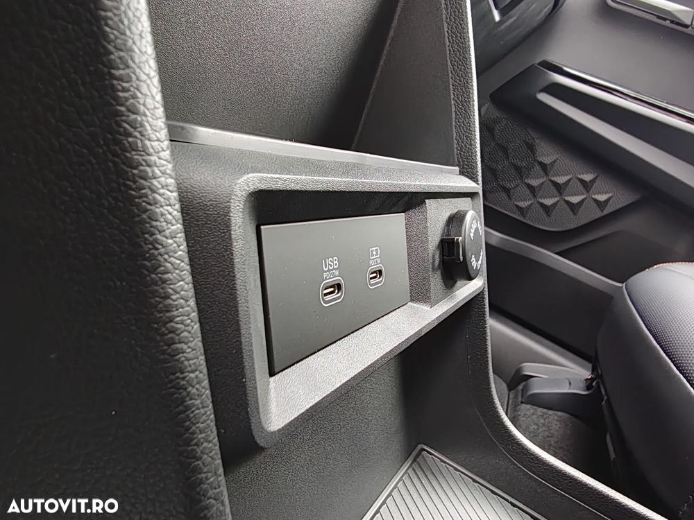 SsangYong Torres EVX 73.4 kWh Premium - 35