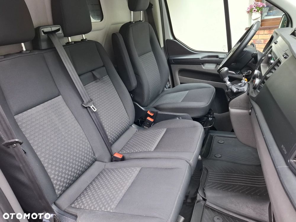 Ford Transit Custom - 14