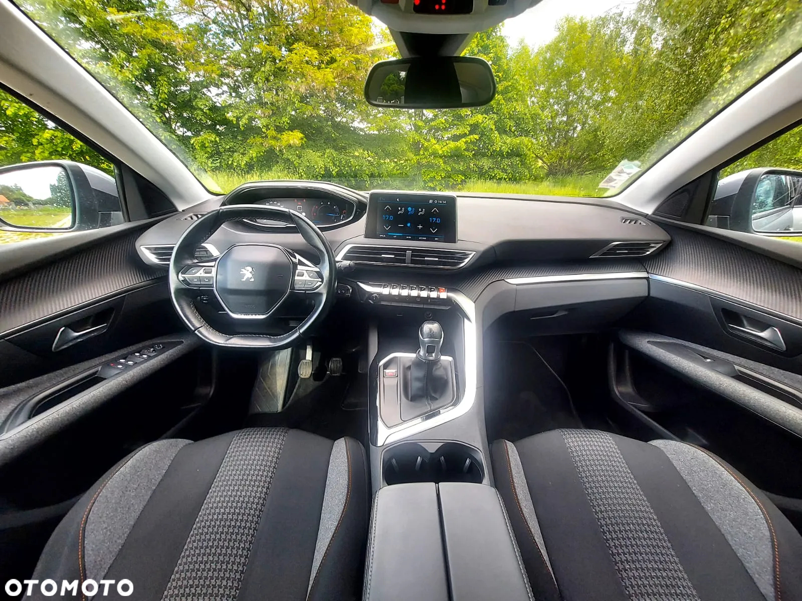 Peugeot 3008 1.6 BlueHDi Allure S&S - 9