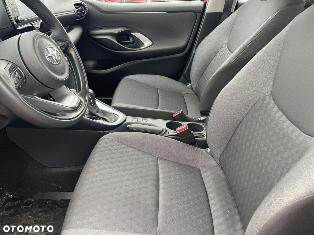 Toyota Yaris 1.5 Comfort CVT - 12
