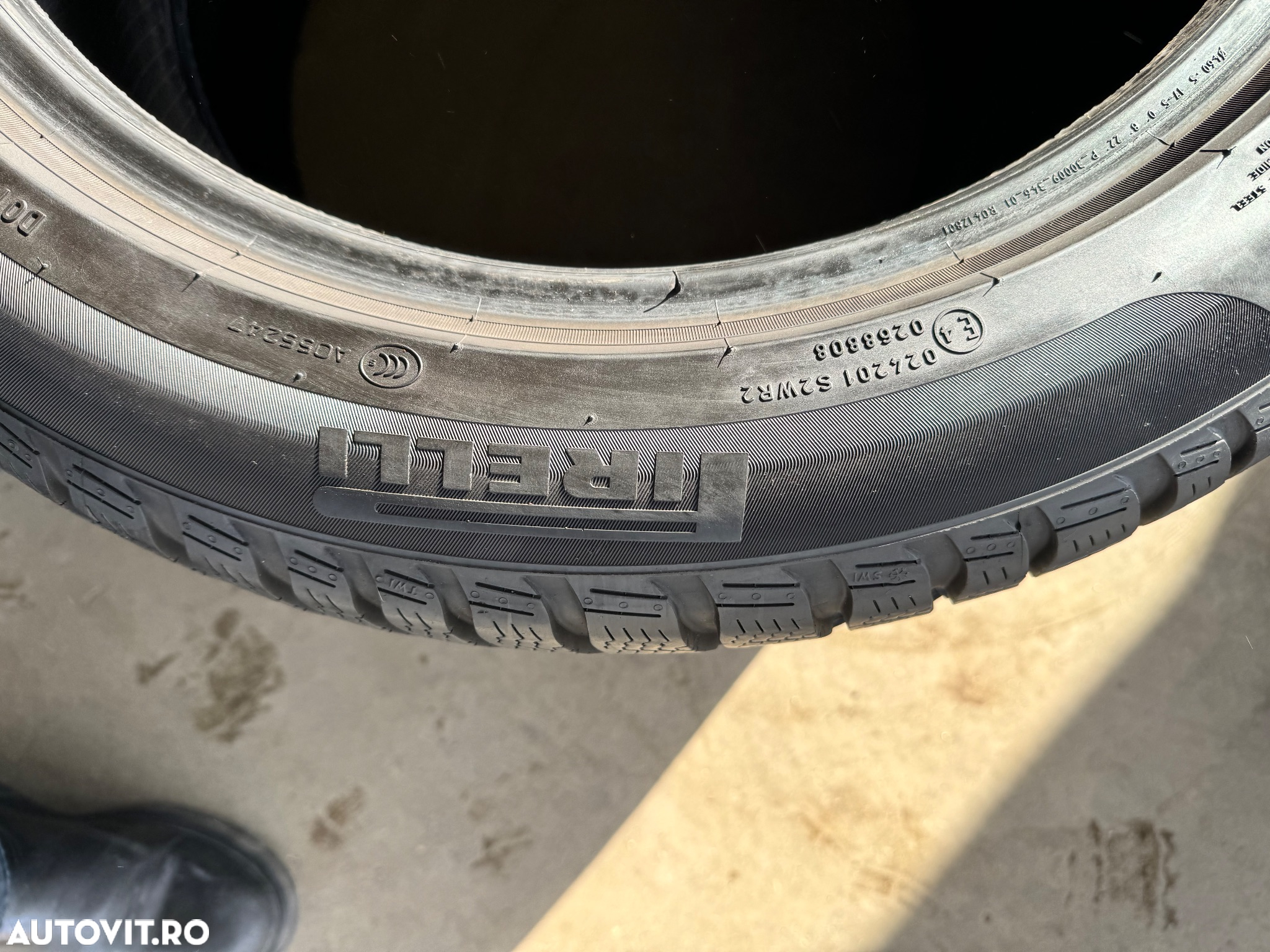 Vând 2 anvelope 225/50/18 Pirelli de iarnă ca noi - 8