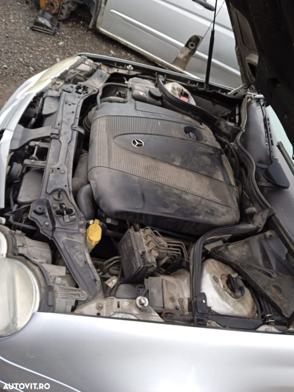 Dezmembrari  Mercedes-Benz C-CLASS (W203)  2000  > 2007 C 220 CDI (20 - 3