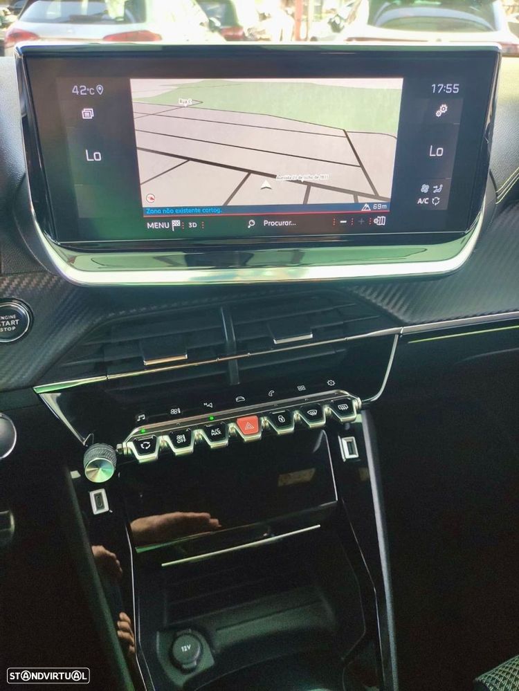 Peugeot 2008 1.5 BlueHDi GT - 8