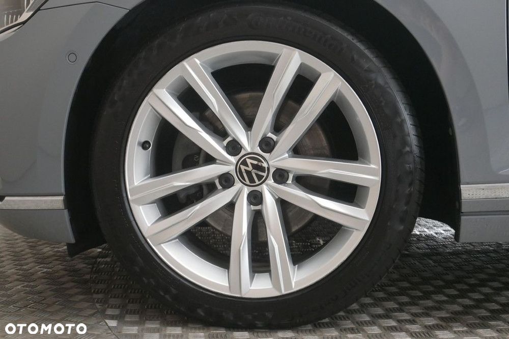 Volkswagen Passat 2.0 TSI Elegance DSG - 14