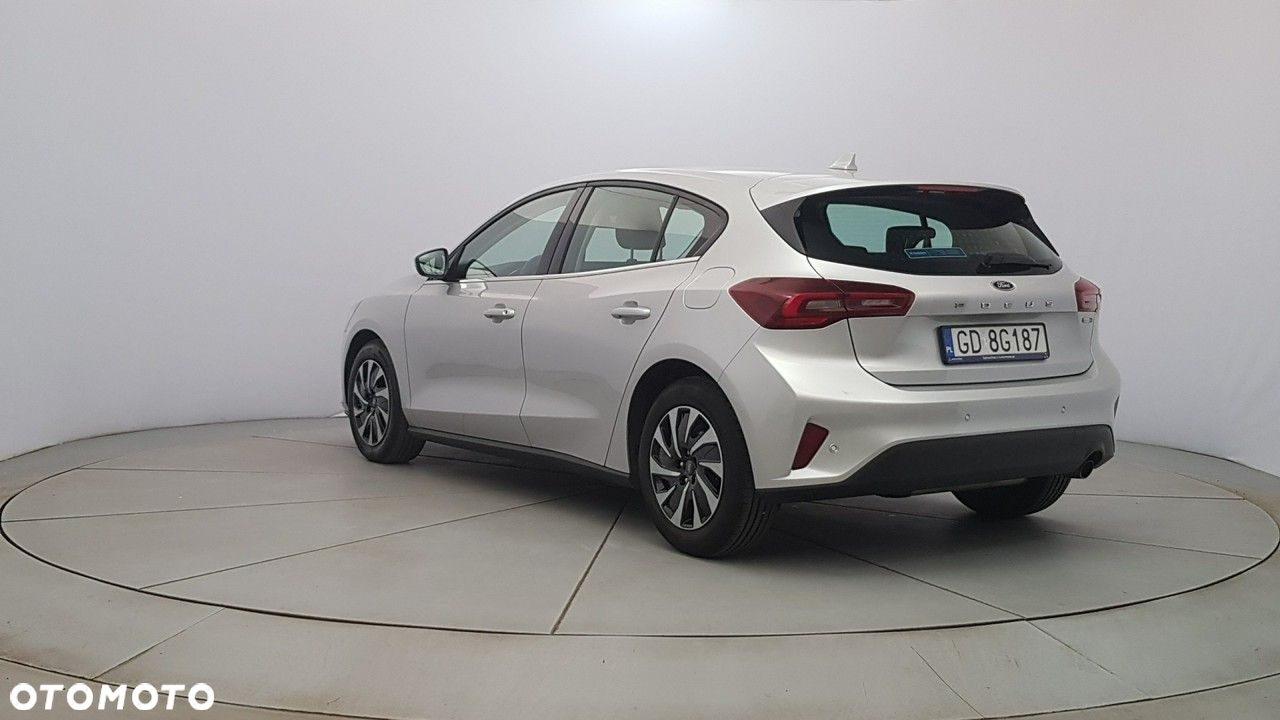 Ford Focus - 5