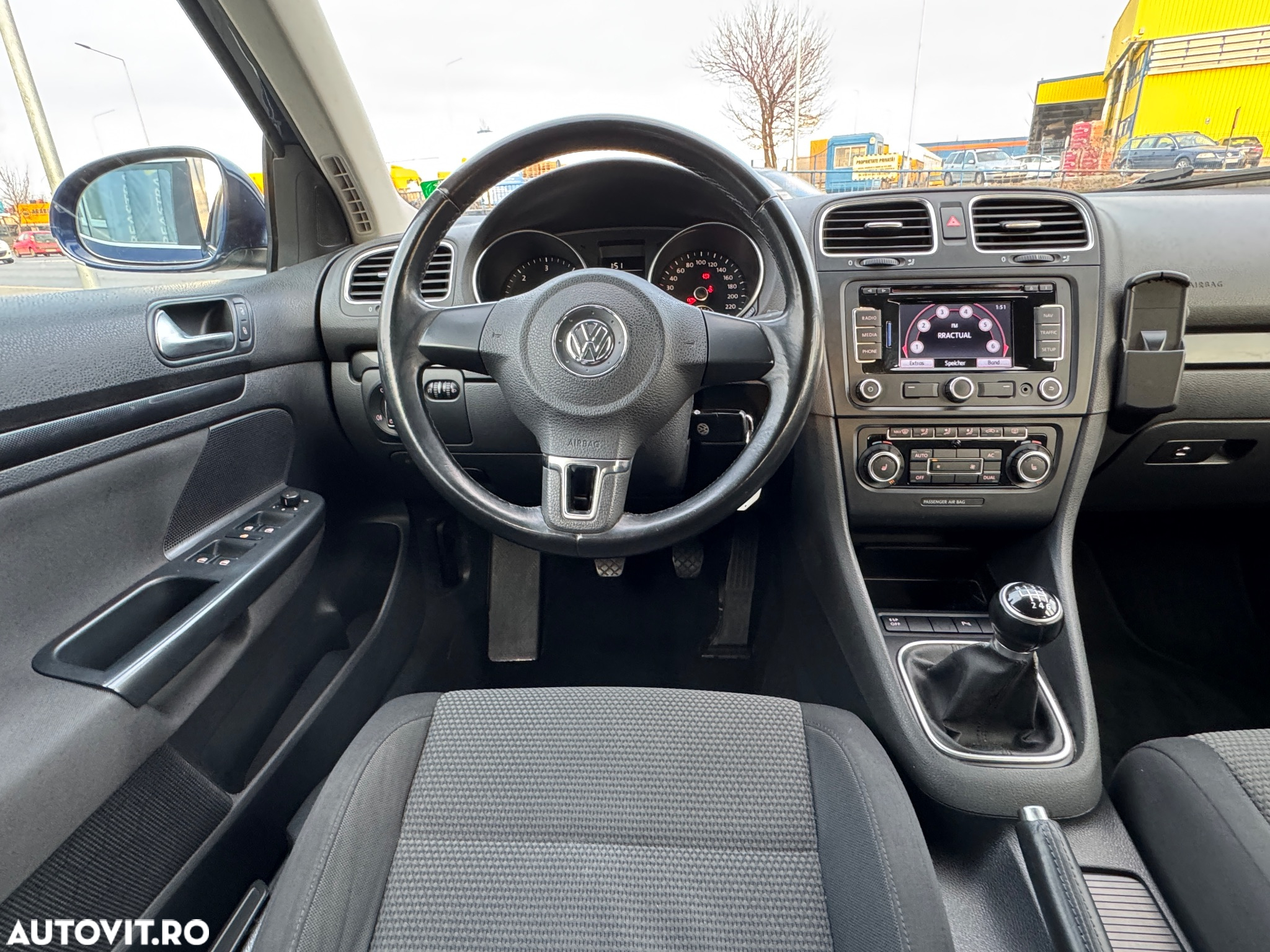 Volkswagen Golf 2.0 TDI Comfortline - 13