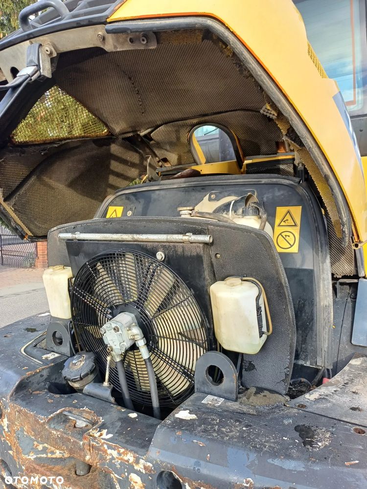 Komatsu WA100 - 8