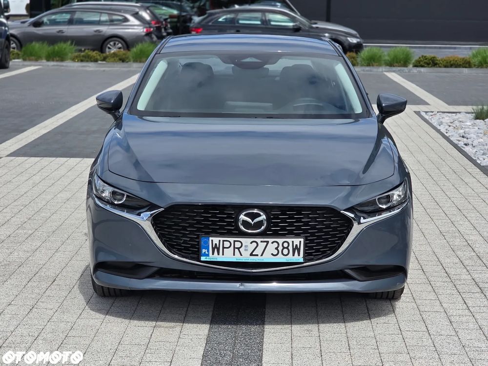 Mazda 3 2.0 mHEV Hikari - 9