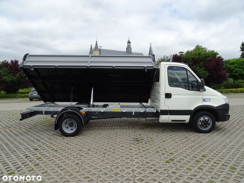 Iveco DAILY - 18