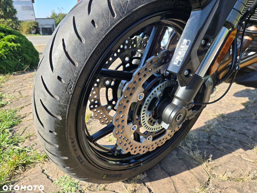 Kawasaki Versys 1000 - 22