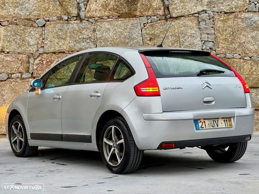 Citroën C4 1.6 HDi FAP Exclusive - 17