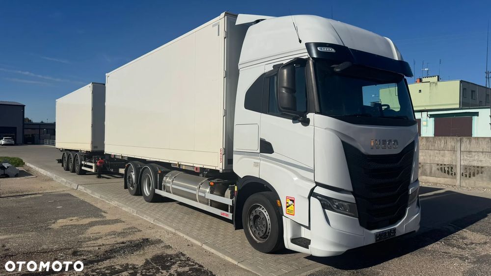 Iveco S-WAY 2LNG - 1