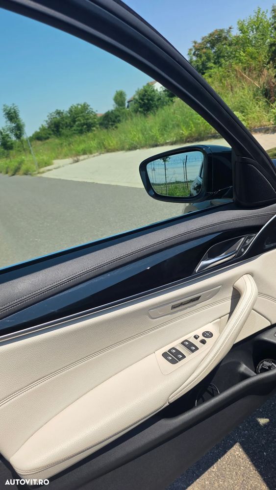 BMW 5 Series 2020 — imagine 11