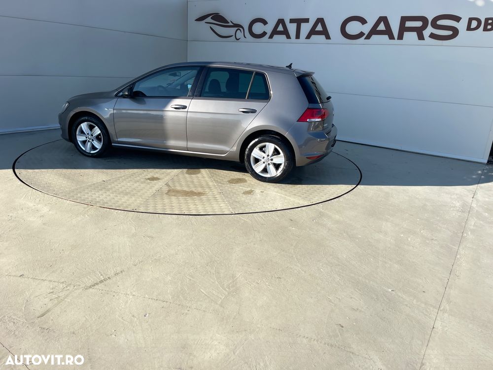 Volkswagen Golf 1.2 TSI BMT Comfortline - 9