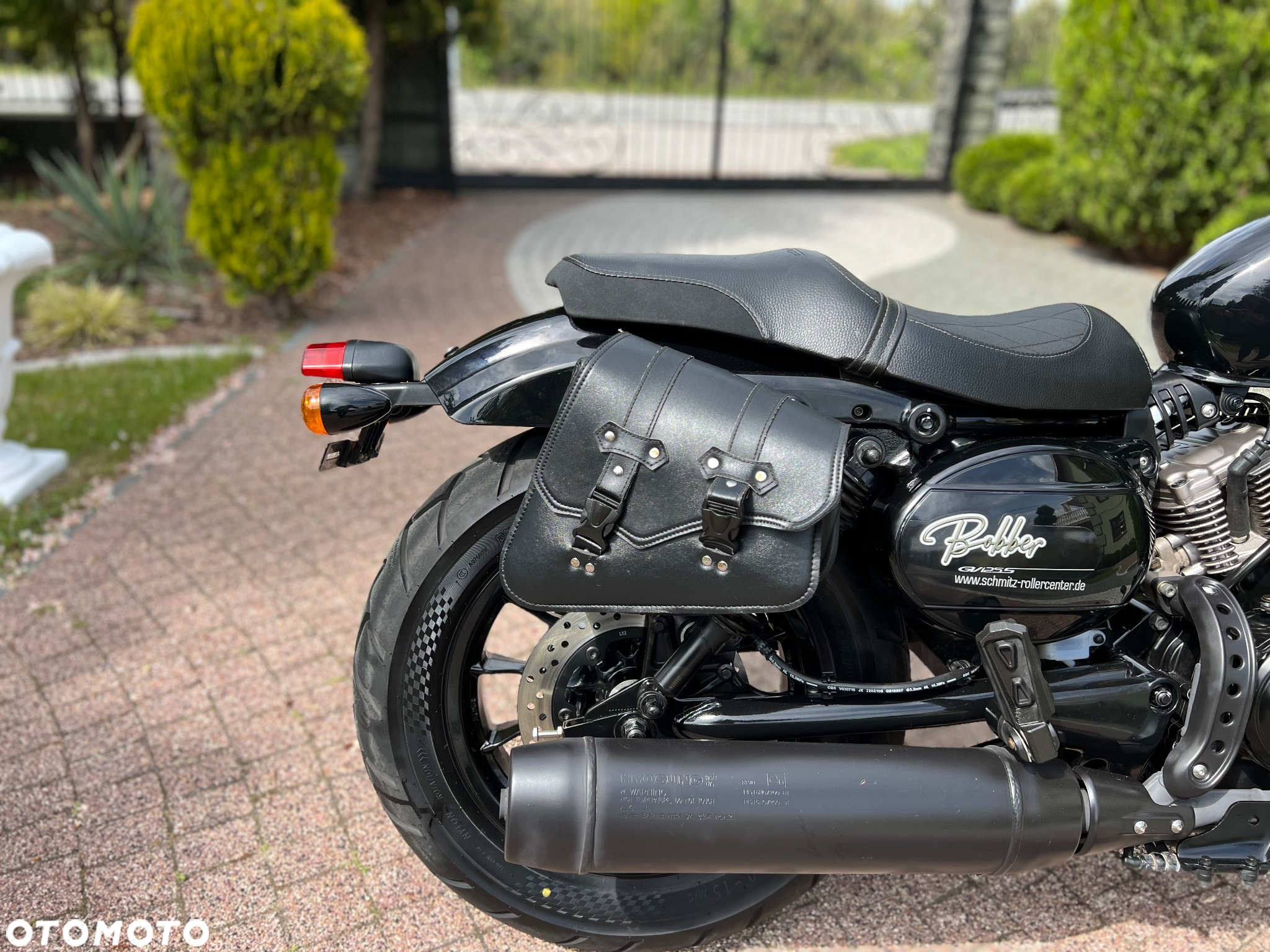 Hyosung GV - 8