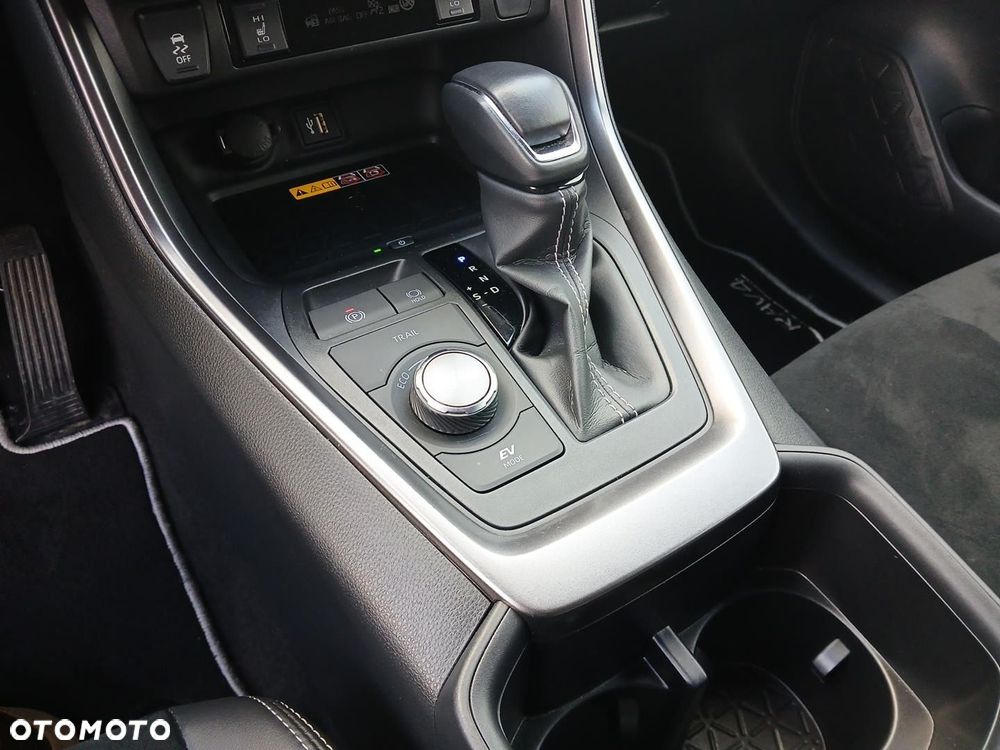 Toyota RAV4 2.5 Hybrid GR Sport 4x4 - 32