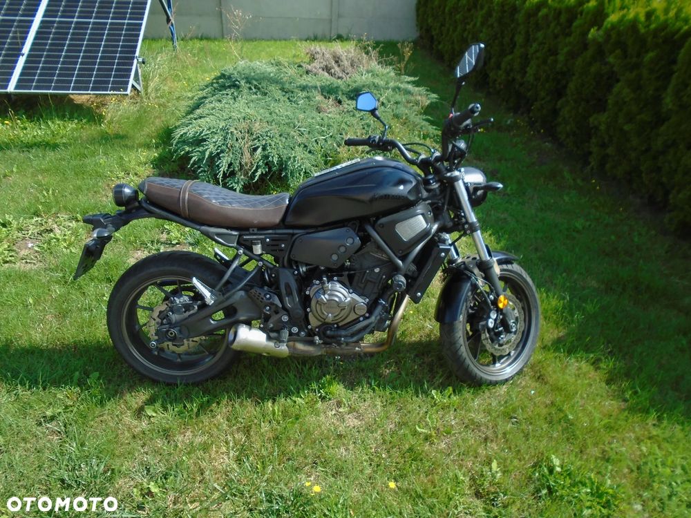 Yamaha XSR - 6