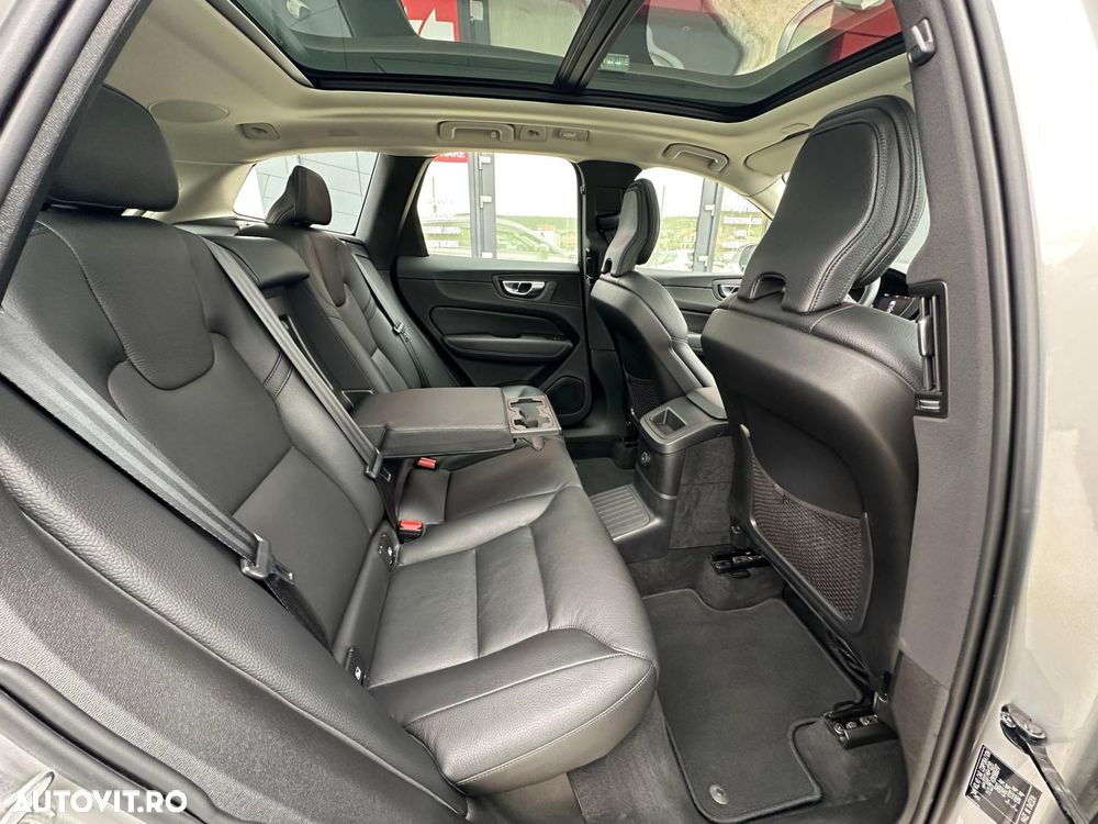 Volvo XC 60 Recharge T6 Twin Engine eAWD Inscription Expression - 19